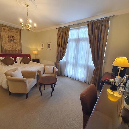 Ditton Lodge Kingston upon Thames  Luaran gambar